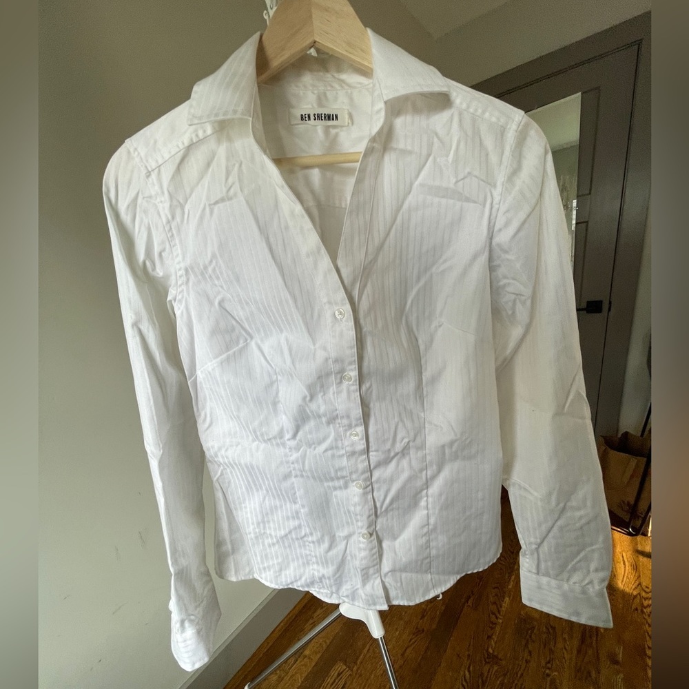 RARE Women’s Ben Sherman button down shirt XS - white pinstripe